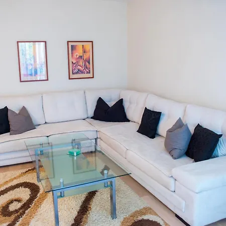 Charming Avenue * Mostar