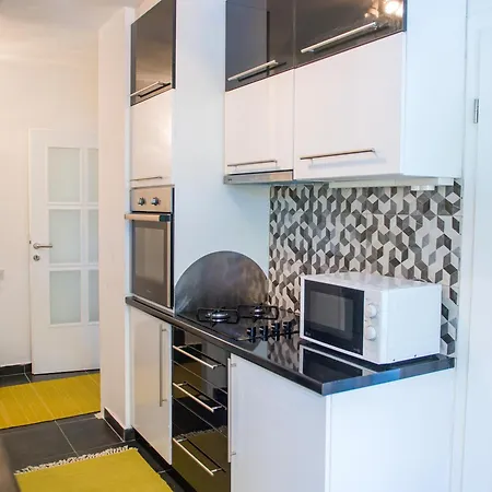 Charming Avenue Apartman